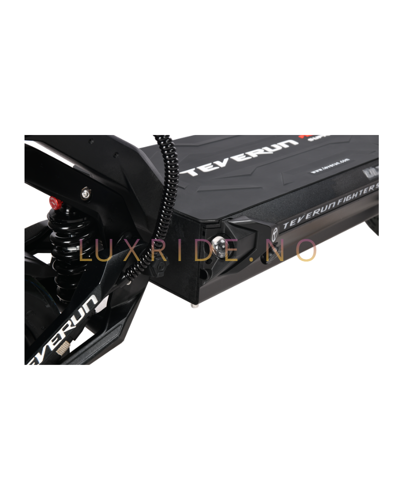 FIGHTER SUPREME ULTRA